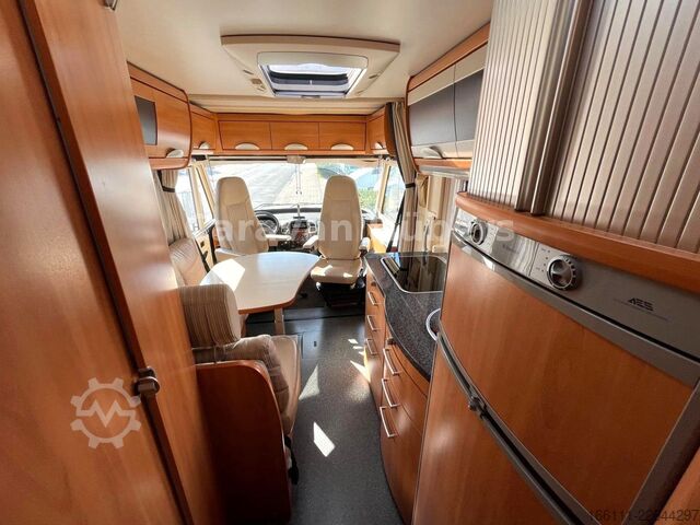 Integraal camper HYMER/ERIBA B 614 - Festbett- Klima -  - Solar -
