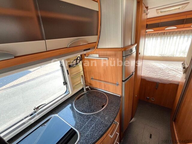 Integraal camper HYMER/ERIBA B 614 - Festbett- Klima -  - Solar -