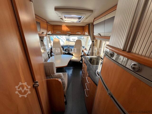 Integraal camper HYMER/ERIBA B 614 - Festbett- Klima -  - Solar -