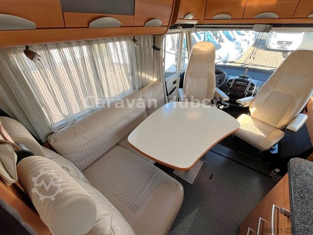 Integraal camper HYMER/ERIBA B 614 - Festbett- Klima -  - Solar -