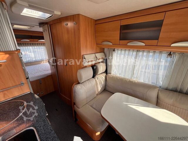 Integraal camper HYMER/ERIBA B 614 - Festbett- Klima -  - Solar -