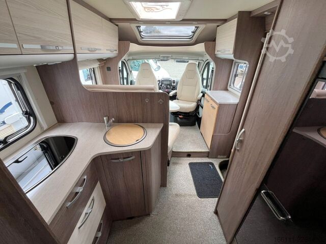 Half-integraal camper BÜRSTNER Nexxo T 660 - Festbett -  - Klima -