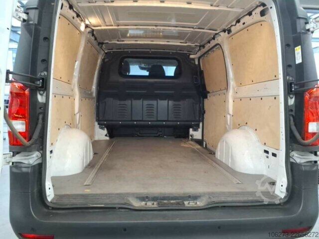 Kombijevsko vozilo Mercedes-Benz Vito116CDI KA lang,Klima,Tempomat,Kamera
