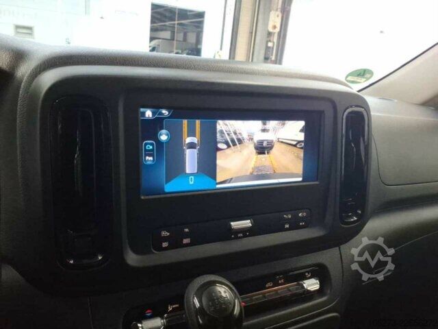 Kombijevsko vozilo Mercedes-Benz Vito116CDI KA lang,Klima,Tempomat,Kamera