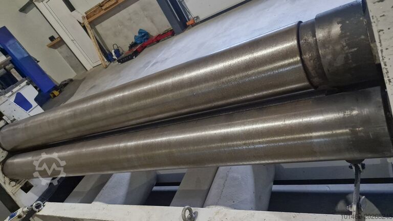 เครื่องม้วนแผ่นโลหะ 3 ลูกกลิ้ง gosmeta 2100x9mm