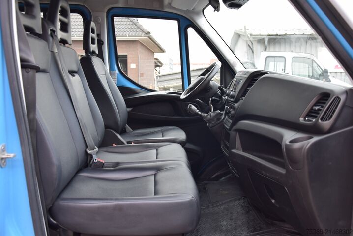 Furgão pick-up Iveco Daily  35S18 DOKA 7-Sitzer Pritsche Maxi AHK 3,5T