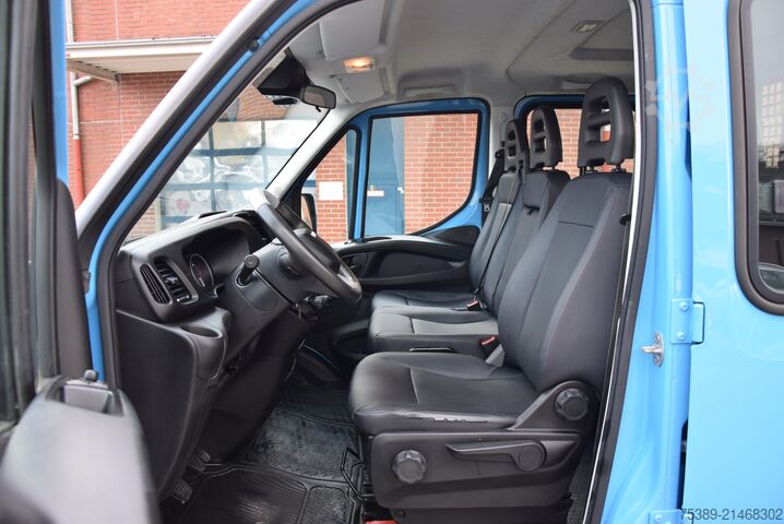 Furgão pick-up Iveco Daily  35S18 DOKA 7-Sitzer Pritsche Maxi AHK 3,5T