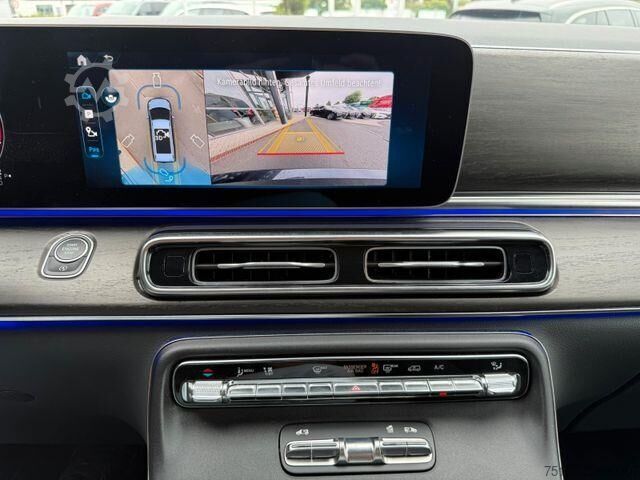Camioneta familiar de techo alto Mercedes-Benz V 300 d STYLE 4MATIC AHK2,5t DISTRONIC MULTIBEAM
