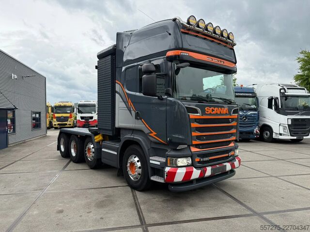Didelė apkrova Scania R580 V8 LA 8x4/4
