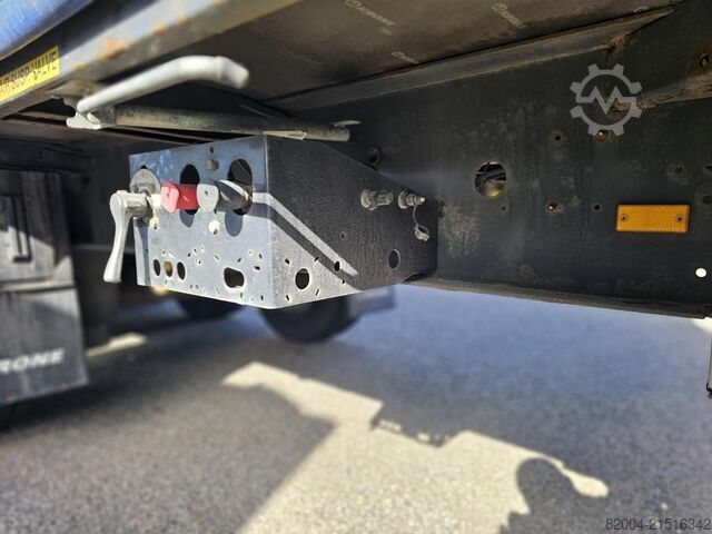 Cortina lateral KRONE SD -SLIDING ROOF - KRONE/VALX AXLES - DUTCH TRA...