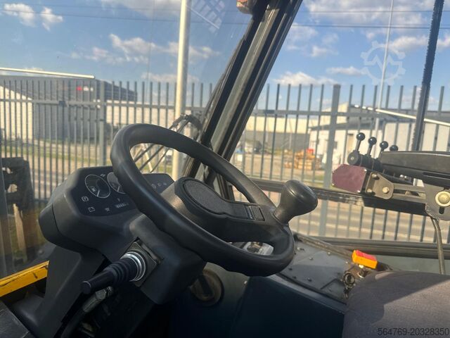 Keturratis šakinis krautuvas Jungheinrich DFG45/Positioner+sideshift/Air condition