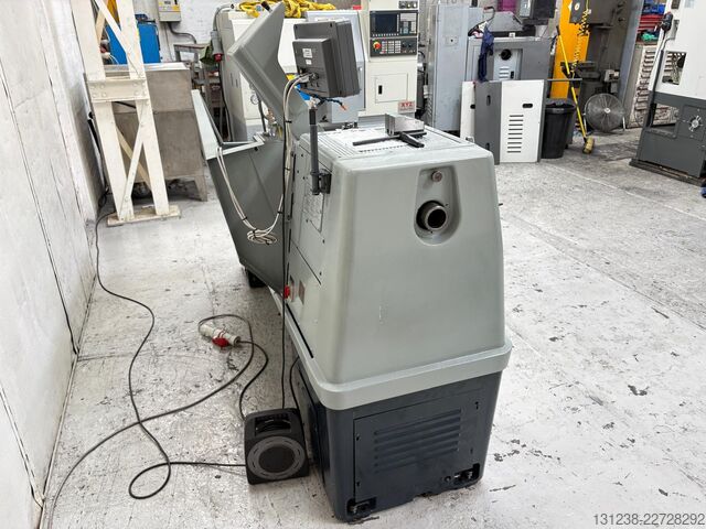 Univerzalni strug Colchester Triumph 2000 x 50” Gap Bed Centre Lathe