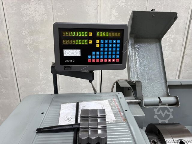 Univerzalni strug Colchester Triumph 2000 x 50” Gap Bed Centre Lathe