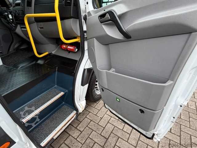 Minibus MERCEDES-BENZ Sprinter 313 BlueTEC 9Sitze+Rollstuhllift Klima