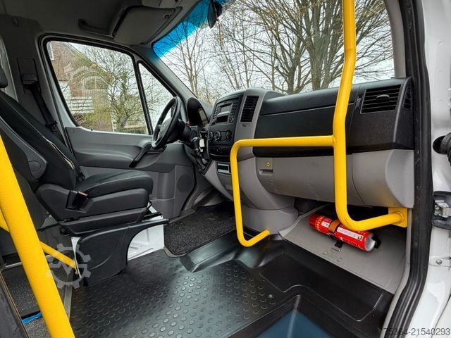 Minibus MERCEDES-BENZ Sprinter 313 BlueTEC 9Sitze+Rollstuhllift Klima