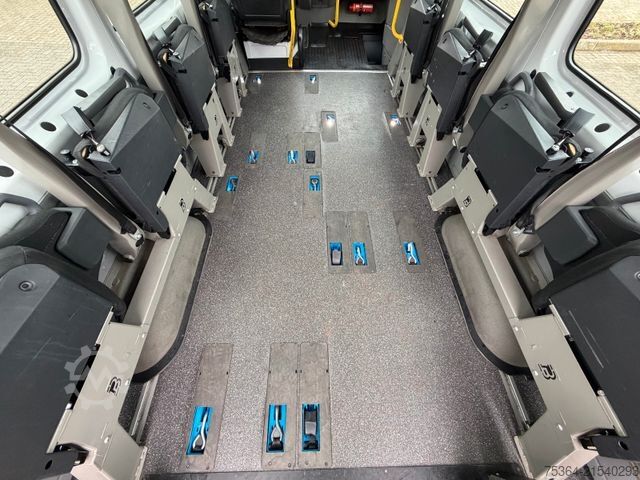 Minibus MERCEDES-BENZ Sprinter 313 BlueTEC 9Sitze+Rollstuhllift Klima