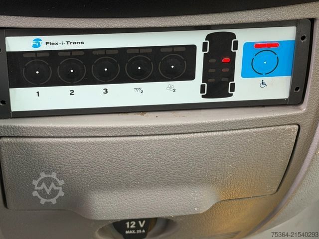 Minibus MERCEDES-BENZ Sprinter 313 BlueTEC 9Sitze+Rollstuhllift Klima