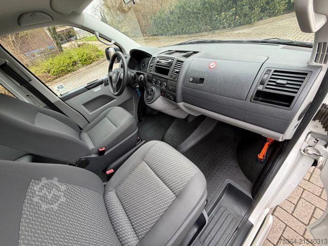 Minibus VOLKSWAGEN T5 Kombi Lang 2.0 Tdi BlueMotion 9 Sitze DSG
