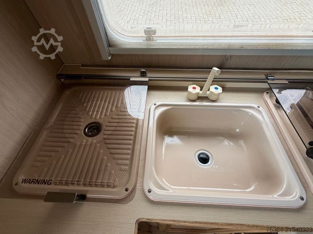 Caravane  Award Daystar 8010 Wohnwagen Boiler Backoven Wc