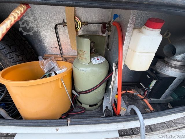 Caravane  Award Daystar 8010 Wohnwagen Boiler Backoven Wc