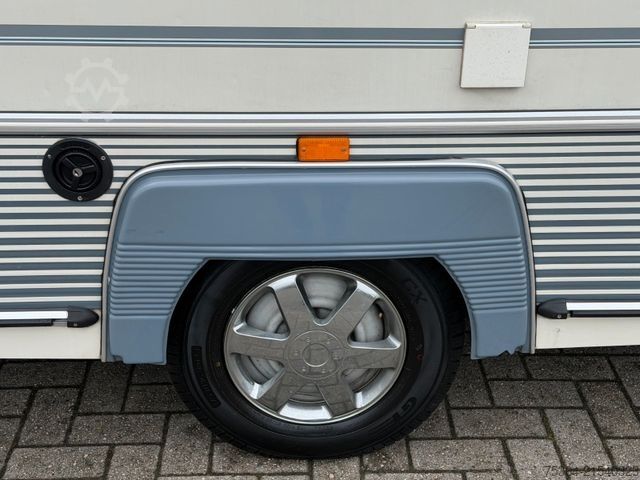 Caravane  Award Daystar 8010 Wohnwagen Boiler Backoven Wc