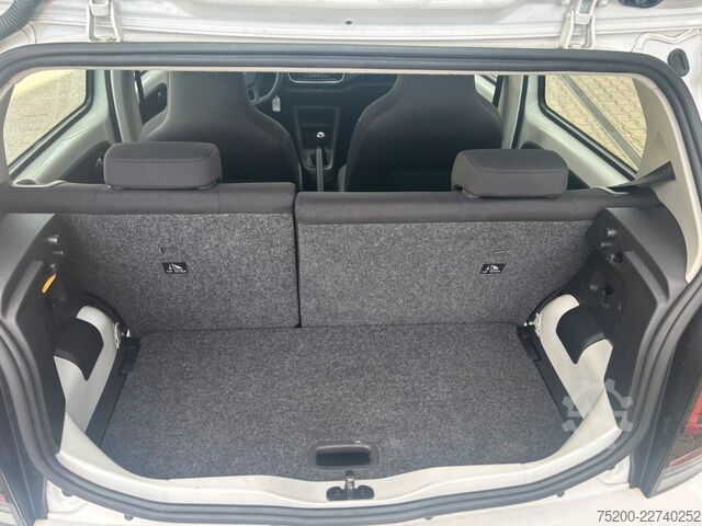 Kombijevsko vozilo VW up!