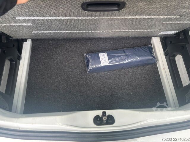 Kombijevsko vozilo VW up!