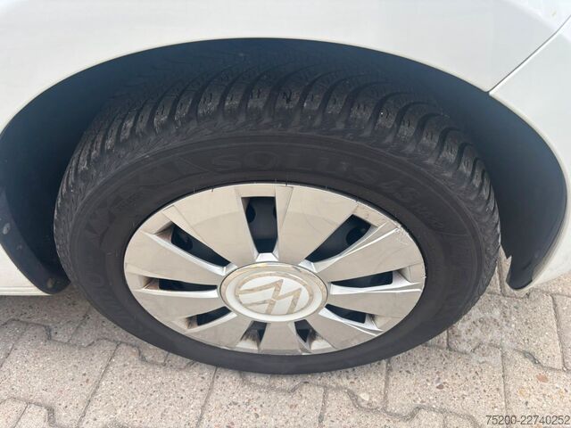 Kombijevsko vozilo VW up!