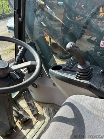 Hjulgraver VOLVO EW 180 E