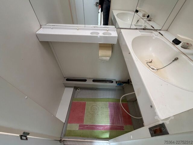 Kemperis KIP Hy-Line KH48T Mover Warm Wasser Vorzelt