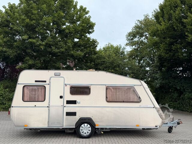 Kemperis KIP Hy-Line KH48T Mover Warm Wasser Vorzelt