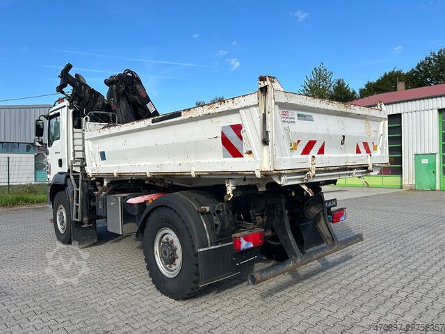 Camion basculante trilateral MAN TGM 18.250 BB / 4x4 / Hiab 099 Funk Greifer