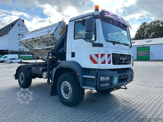 Camion basculante trilateral MAN TGM 18.250 BB / 4x4 / Hiab 099 Funk Greifer