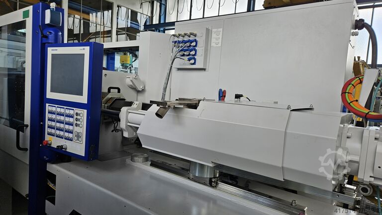 Mašina za brizganje plastike BATTENFELD HM 90-210