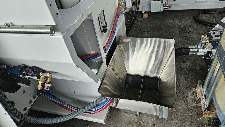 Mašina za brizganje plastike BATTENFELD HM 90-210
