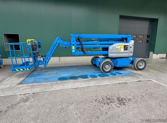 Scharnierend telescopisch platform Genie Z-45/25J DC