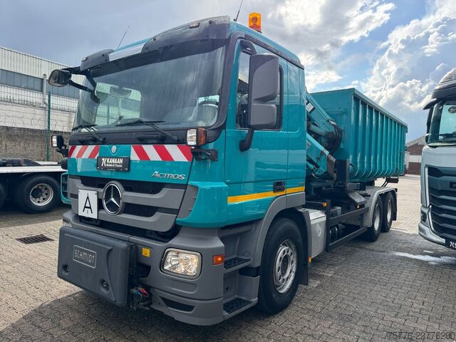Camión portacontenedores de gancho MERCEDES-BENZ 2632 Actros 6x4 Meiller Abroller KRAN Salzstreu