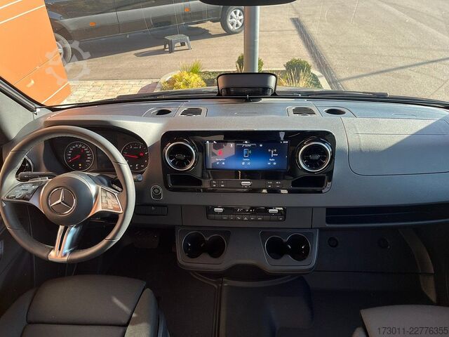 รถบ้าน PÖSSL Raodstar XT - Mercedes 319CDI 4X4