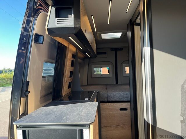 รถบ้าน PÖSSL Raodstar XT - Mercedes 319CDI 4X4