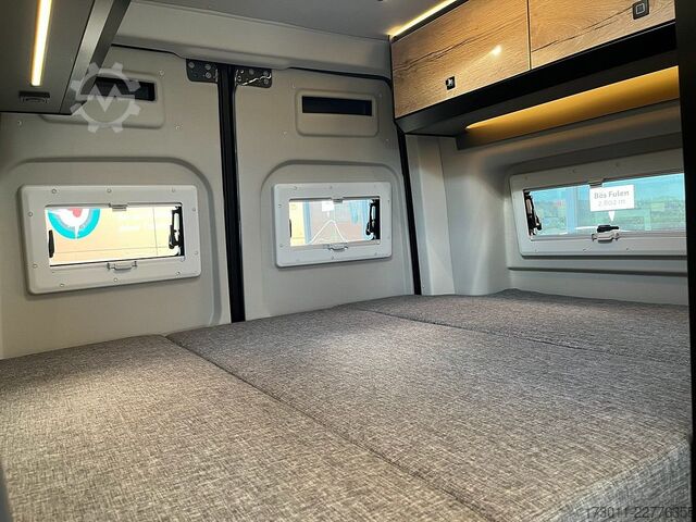 รถบ้าน PÖSSL Raodstar XT - Mercedes 319CDI 4X4