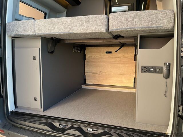 รถบ้าน PÖSSL Raodstar XT - Mercedes 319CDI 4X4