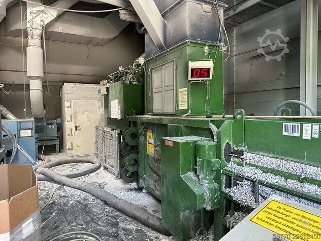 Paalipuristin Paal Likon 200