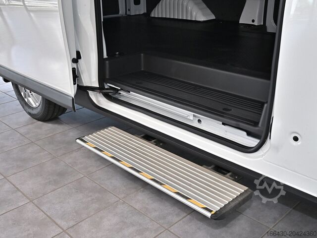 Kastenwagen Maxus eDELIVER 7 KA L2H1 88 kW/h 2xSchiebet. Klima