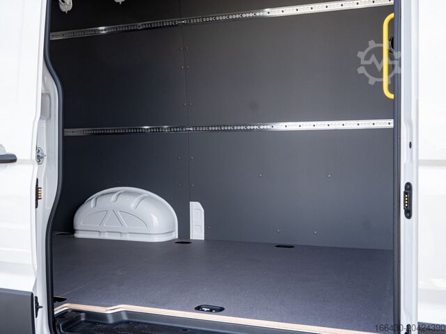 Komercijalno vozilo sa visokim krovom VW Crafter 35 Kasten 2.0l TDI AHK KAMERA SHZ PDC