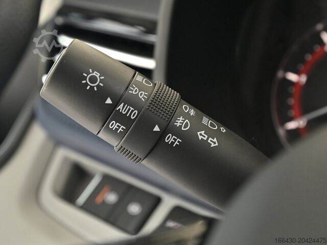 Xe van mui cao Maxus DELIVER 9