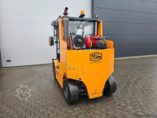 Kompakt gaffeltruck - gasol RMF KSBL70G