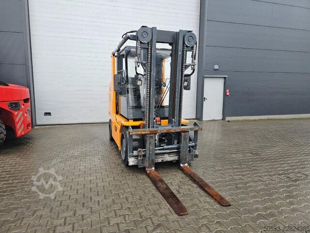 Kompakt gaffeltruck - gasol RMF KSBL70G