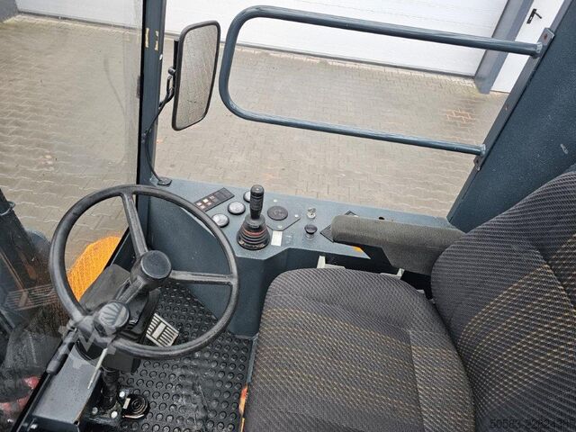 Kompakt gaffeltruck - gasol RMF KSBL70G