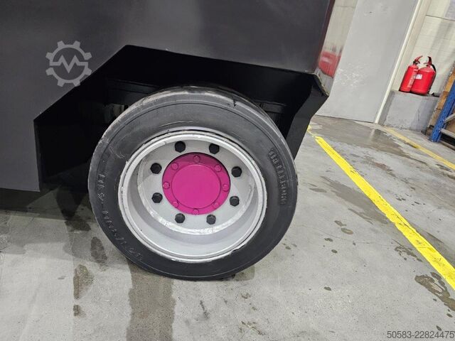 þéttur lyftari - LPG RMF MAXEIN KSBL135G - Kissing Forks