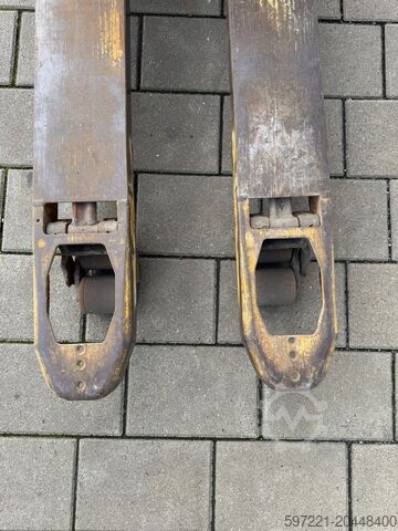 Elektrische Niederhubwagen Jungheinrich EJE 118